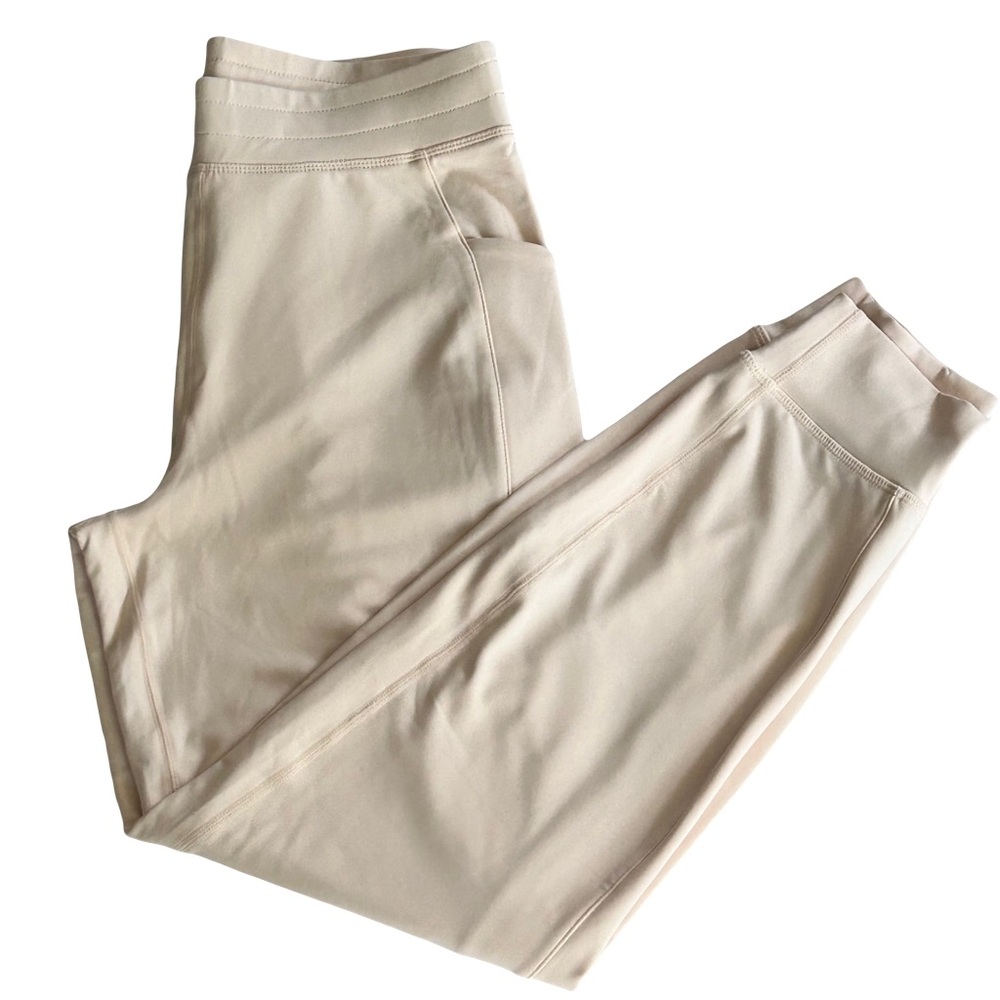 NWT FABLETICS ON-THE-GO COLD WEATHER JOGGER SMALL  BEIGE #PT-2149658-3214-17030